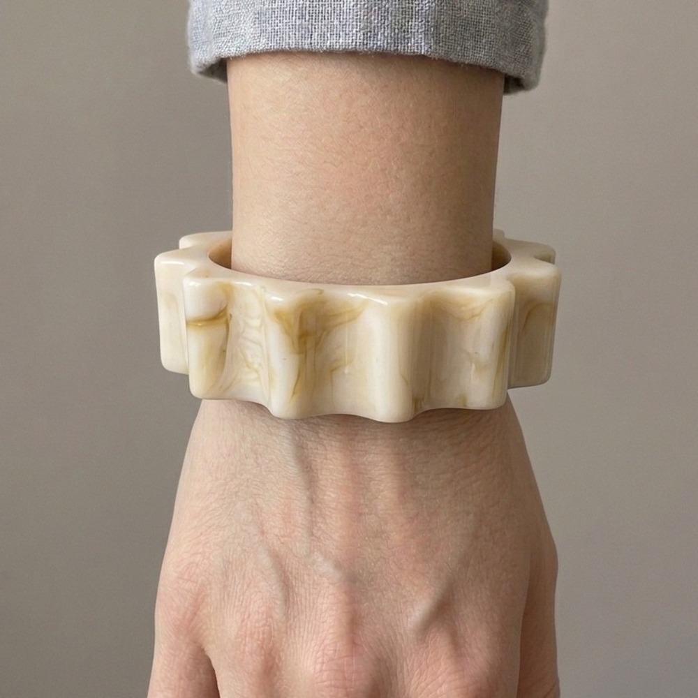 Chunky Bangle Bracelet Women Ivory Marbled Scalloped Gear Shaped Stackable